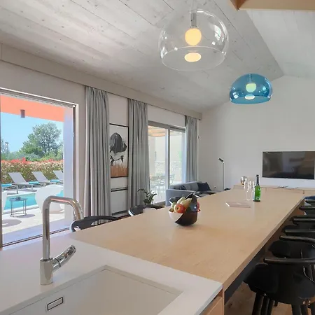 Casa Ombra Rossa Holiday home *